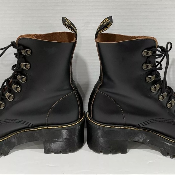 DR. MARTENS LEONA HEELED WOMEN'S BOOT BLACK SMOOTH SZ-7 .US/38 .EU (PRE-OWNED) - Picture 11 of 12